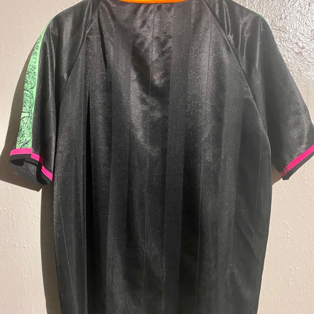 VERSACE SHIRT - Picture 7 of 7